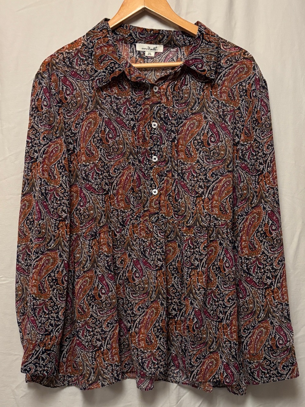 Simply Noelle Boho flowy Quarter button up paisley